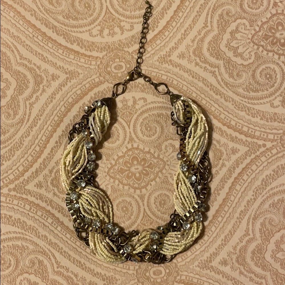 Chunky statement necklace